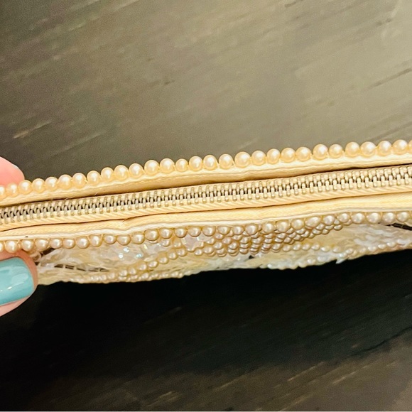 Vintage Pearl & Sequin Beaded Clutch Purse - Picture 3 of 10